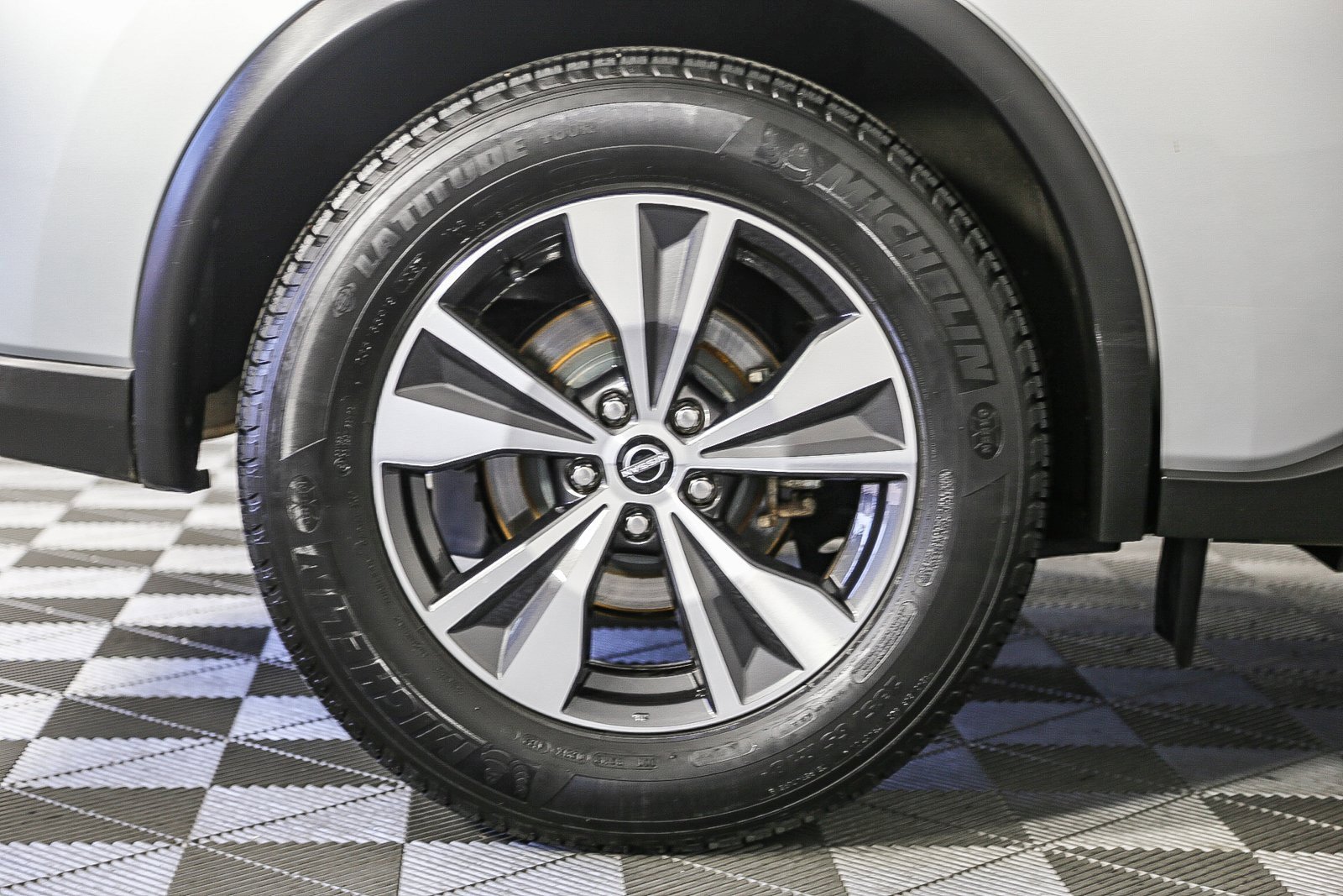 Used 2023 Nissan Murano SV image 10