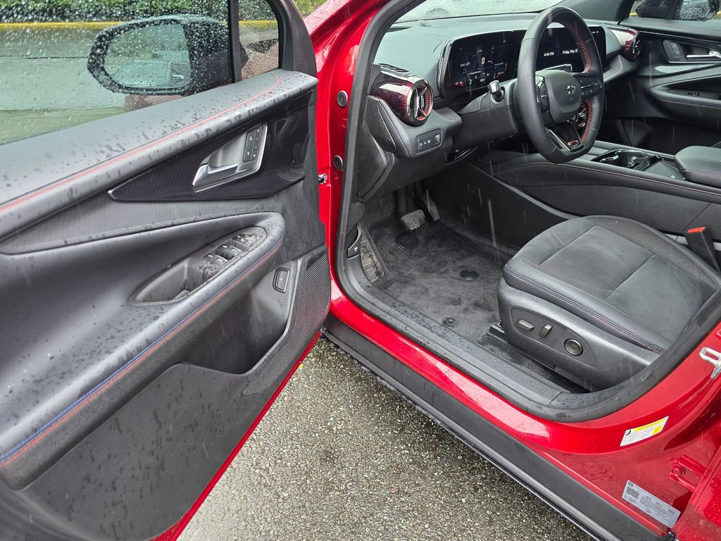 Used 2024 Chevrolet Blazer EV RS AWD/4WD image 23