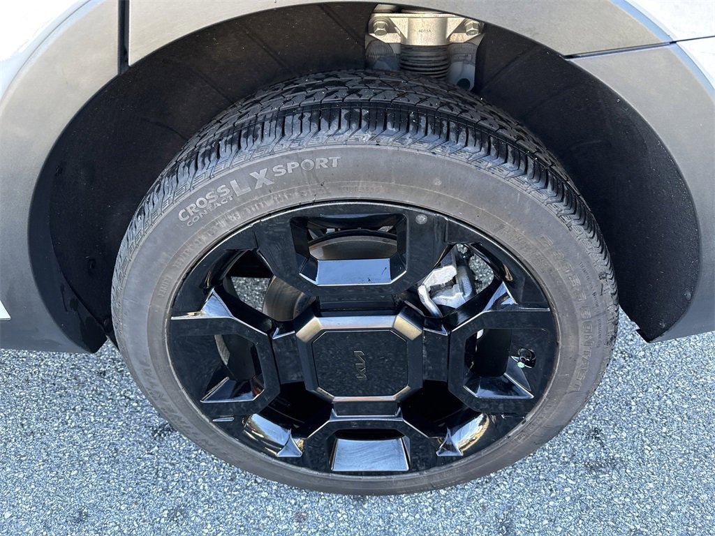 Used 2025 Kia Sorento SX image 21