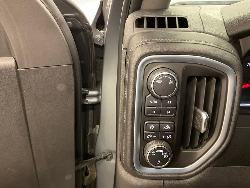 Used 2019 Chevrolet Silverado 1500 RST w/ All-Star Edition image 10