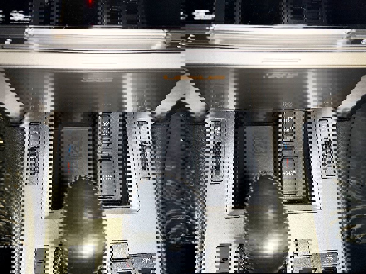 Used 2012 Lexus GX 460 Premium image 36