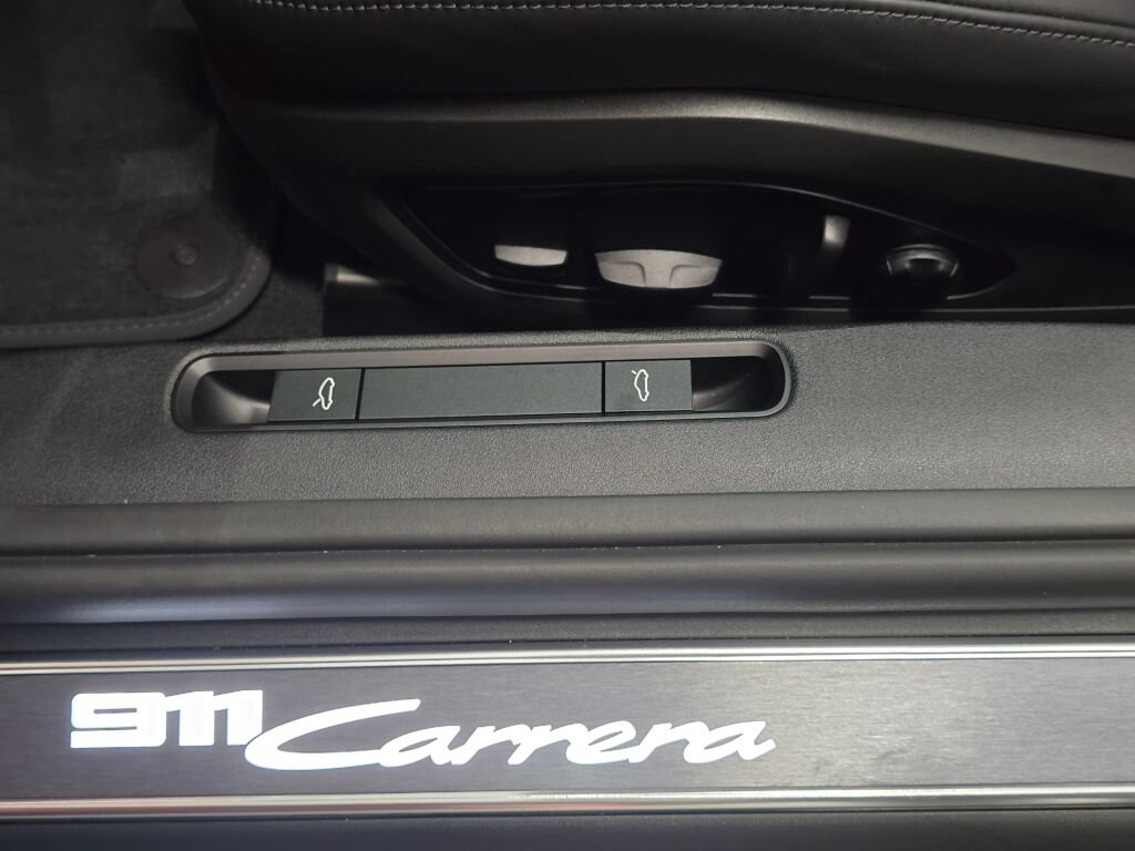 New 2026 Porsche 911 Carrera RWD image 35