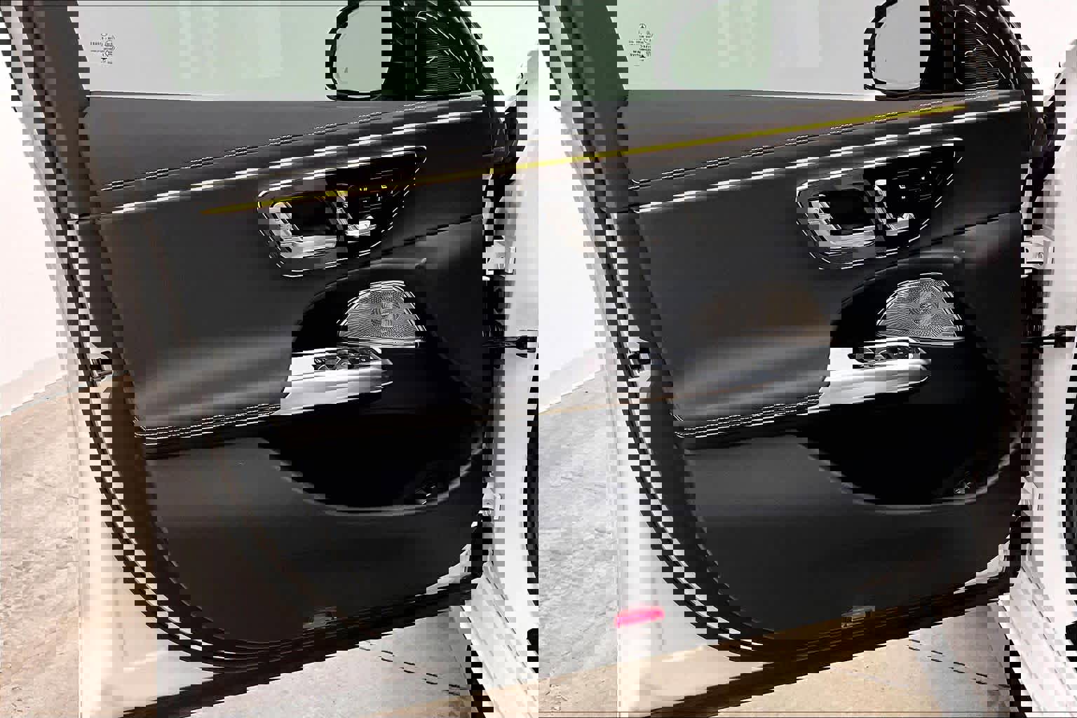 Certified 2025 Mercedes-Benz E 53 AMG e 4MATIC Sedan image 26