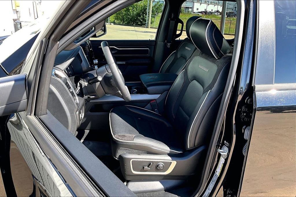 Used 2025 RAM 1500 Laramie w/ Laramie Southwest Edition AWD/4WD image 33