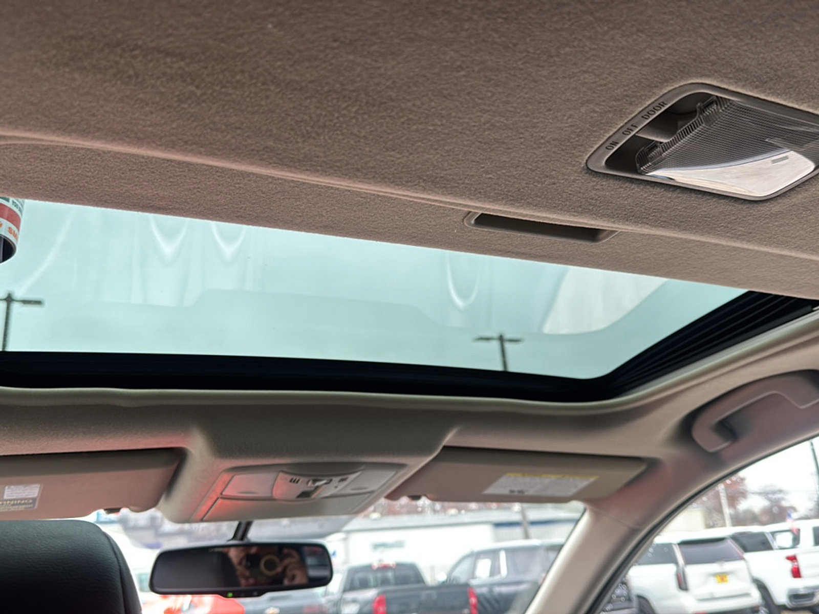 Used 2011 Nissan Rogue SV w/ SL Pkg image 37