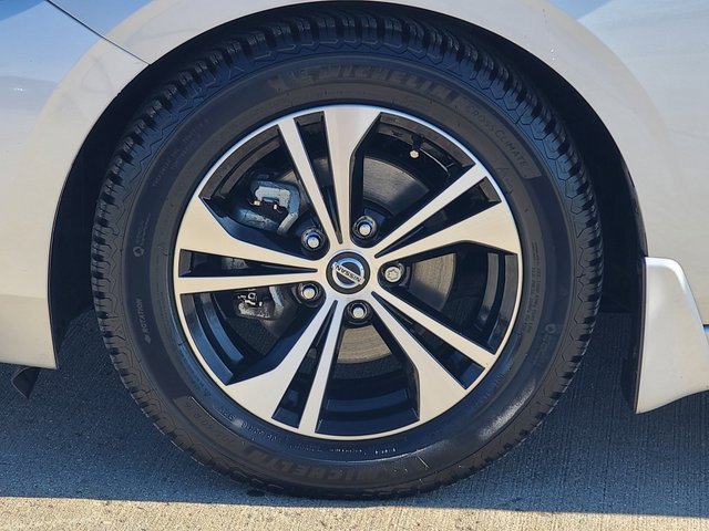 Used 2020 Nissan Sentra SV image 5