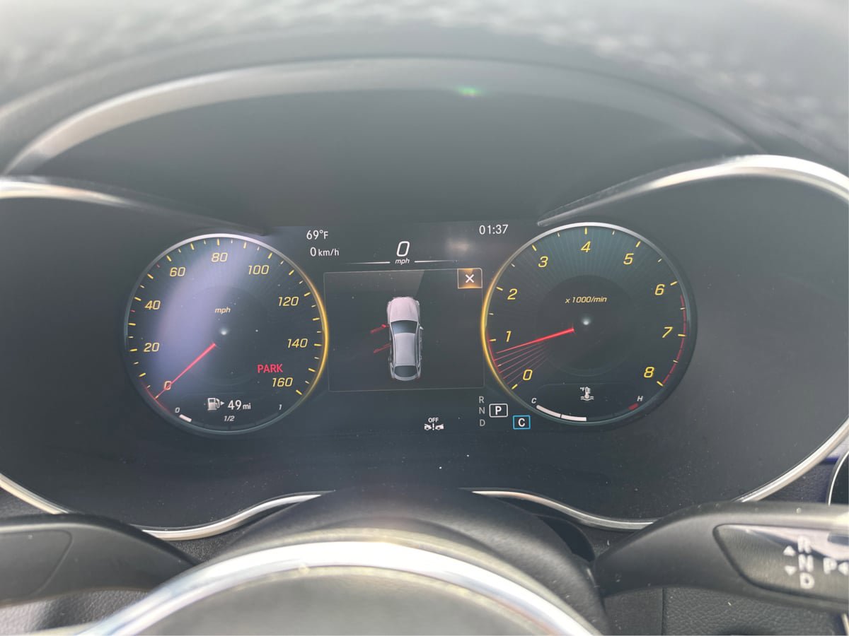 Used 2023 Mercedes-Benz GLC 300 4MATIC Coupe image 16