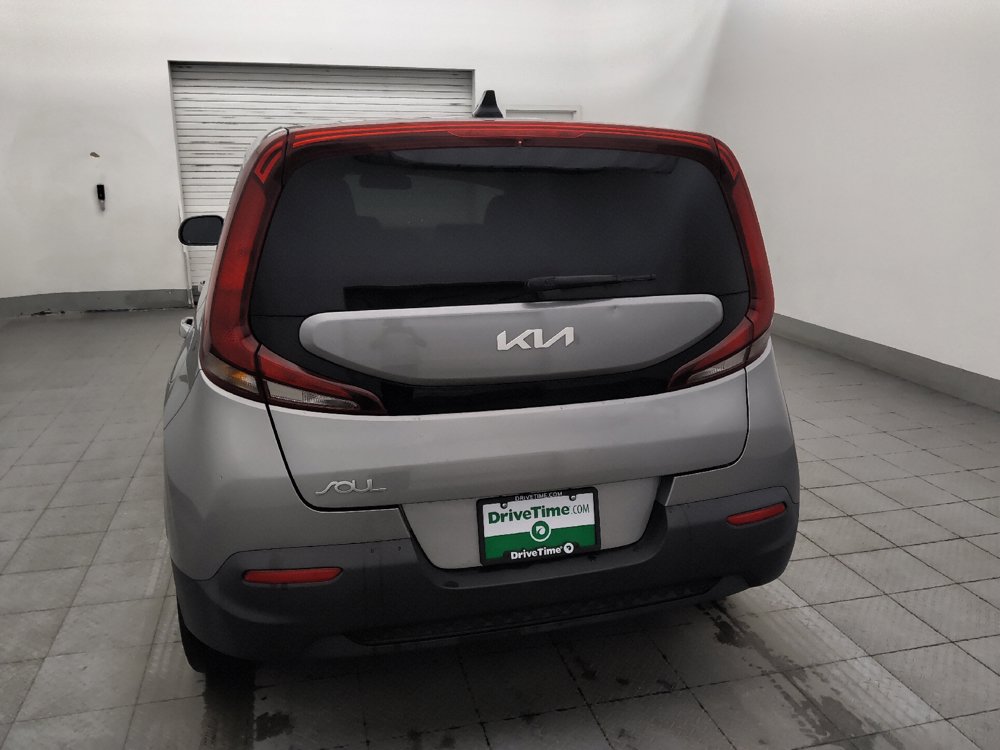 Used 2022 Kia Soul LX FWD image 6