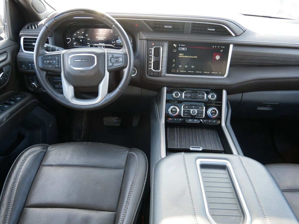 Used 2024 GMC Yukon Denali w/ Denali Reserve Package image 15