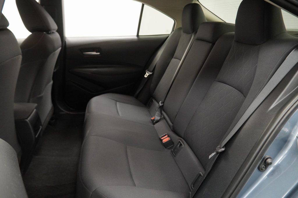 Used 2020 Toyota Corolla LE image 20