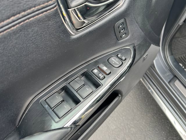 Used 2018 Toyota Avalon Limited w/ All Weather Liner Package FWD image 11