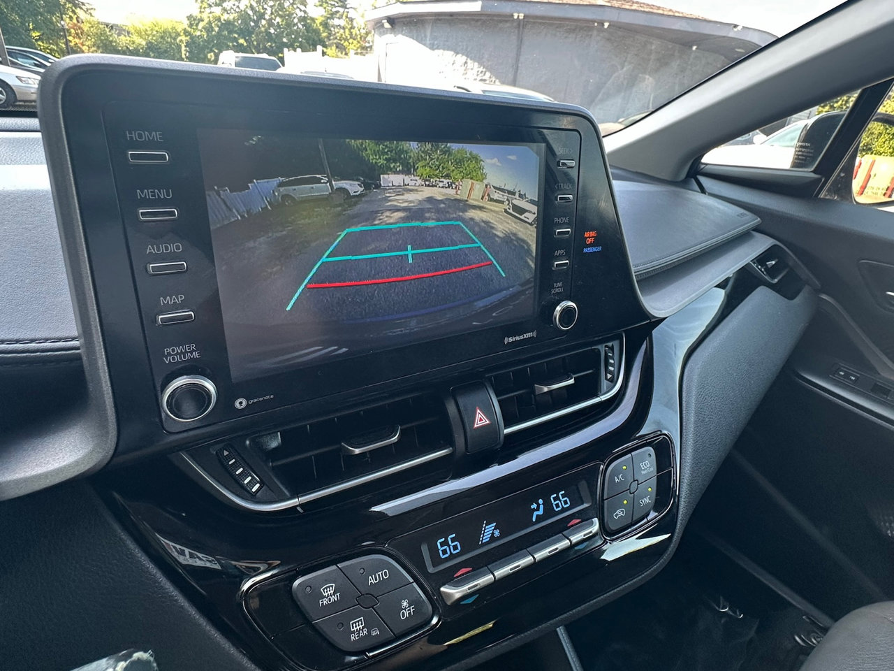 Used 2021 Toyota C-HR LE image 32