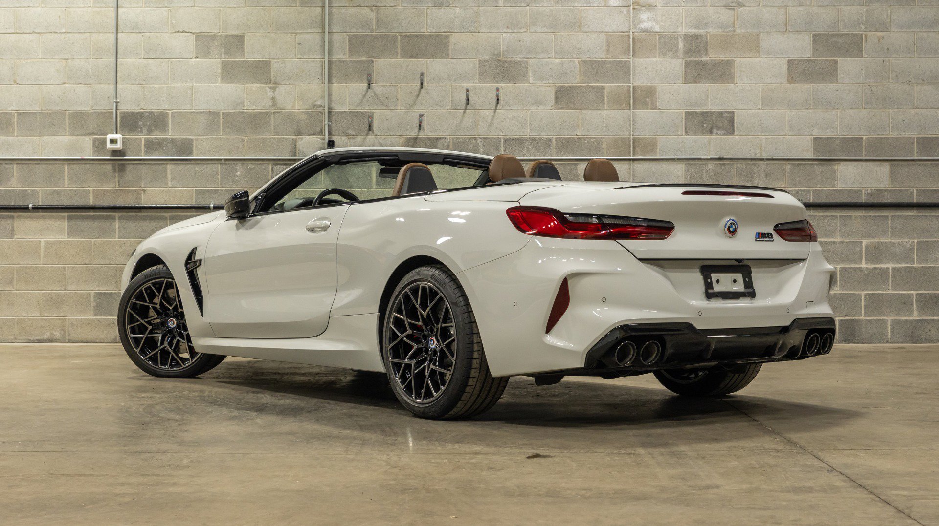 Used 2023 BMW M8 Competition image 7