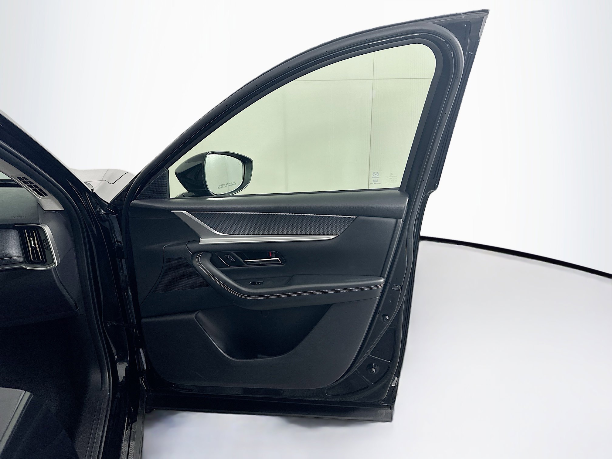 Used 2025 MAZDA CX-90 3.3 Turbo w/ Preferred Package image 35