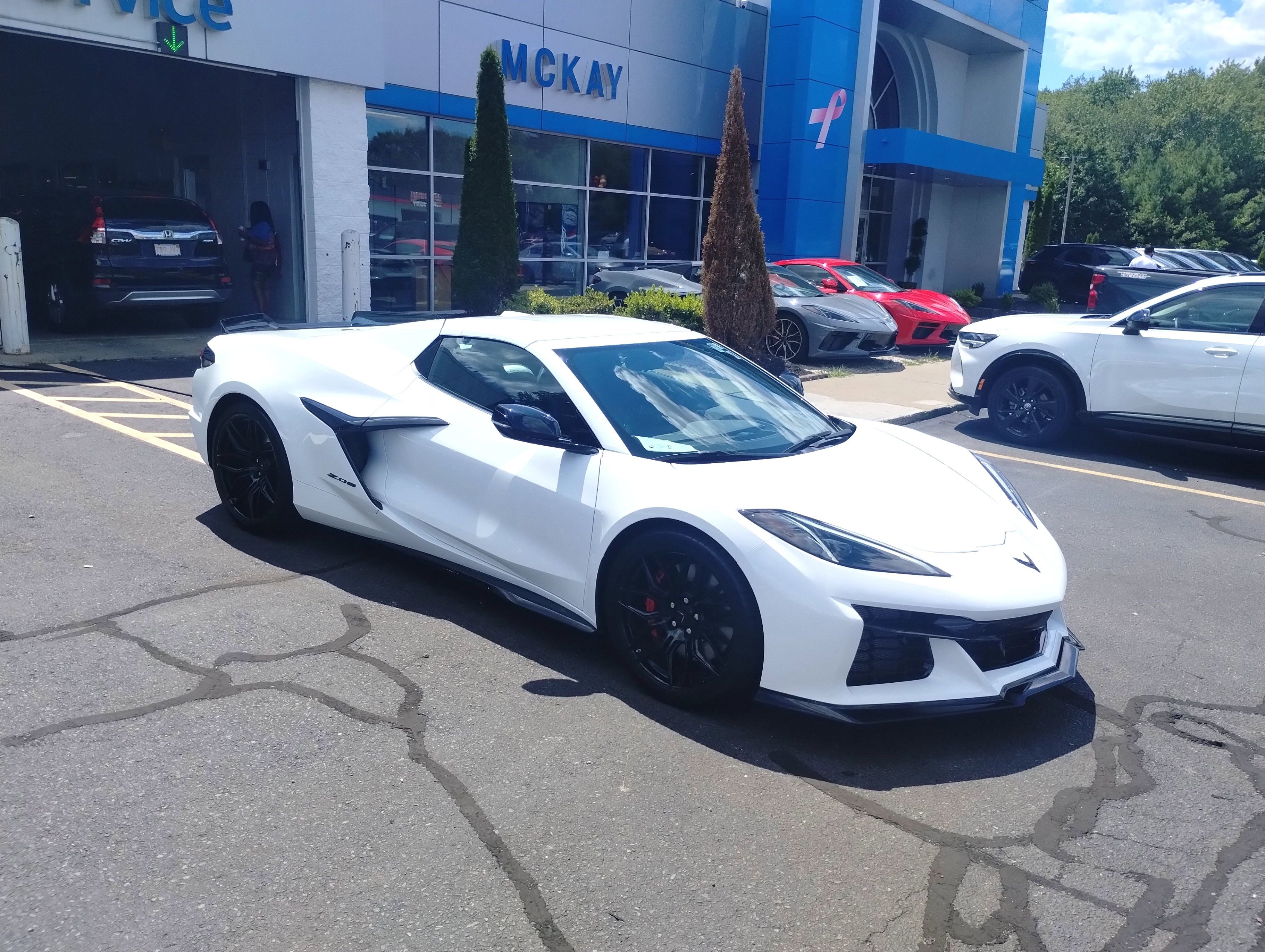 Used 2023 Chevrolet Corvette Z06 image 1
