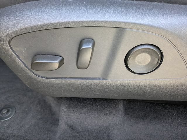 Used 2026 GMC Acadia Elevation w/ Elevation Premium Package FWD image 21