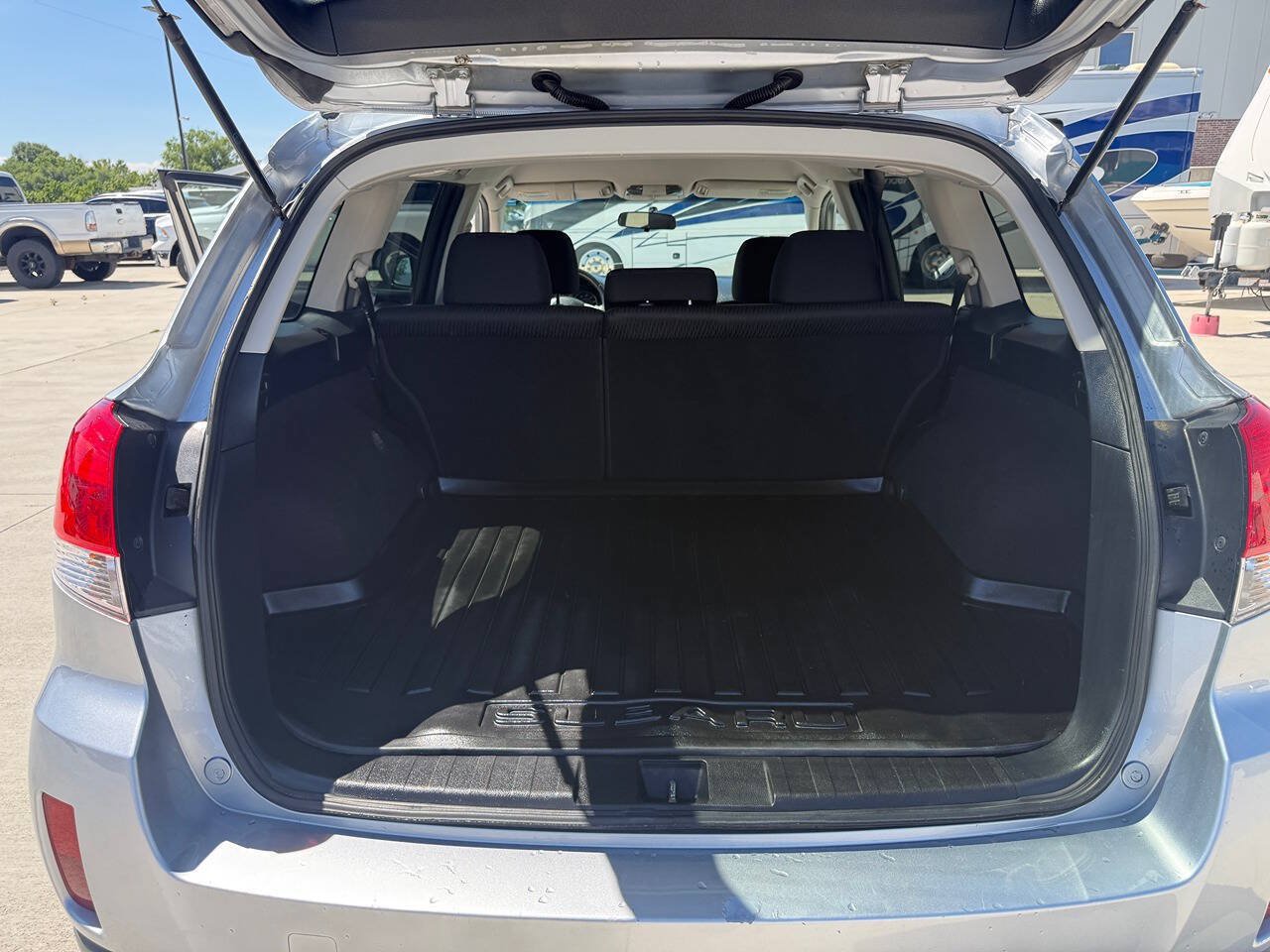 Used 2012 Subaru Outback 2.5i Premium AWD/4WD image 21