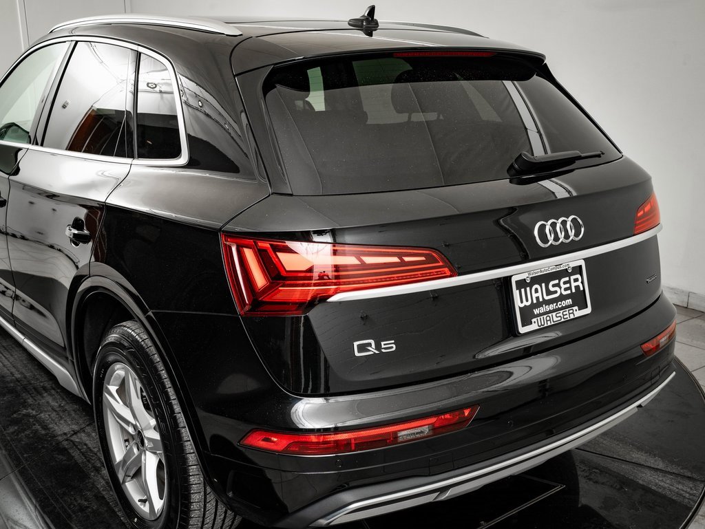 Used 2023 Audi Q5 2.0T Premium w/ Convenience Package image 19