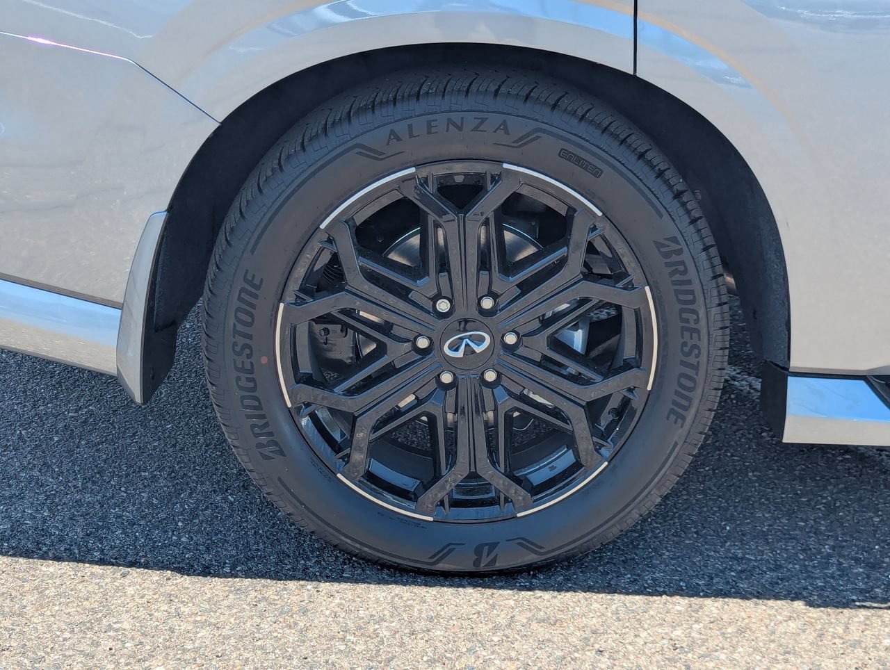 New 2027 INFINITI QX80 Sensory w/ Sport Exterior Package AWD/4WD image 9