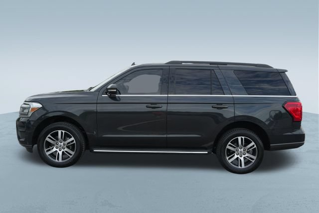 Used 2022 Ford Expedition XLT AWD/4WD image 4