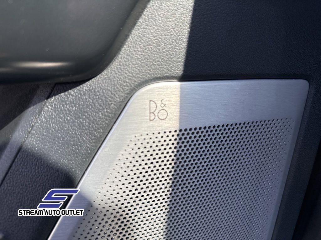Used 2023 Ford F150 Platinum AWD/4WD image 23