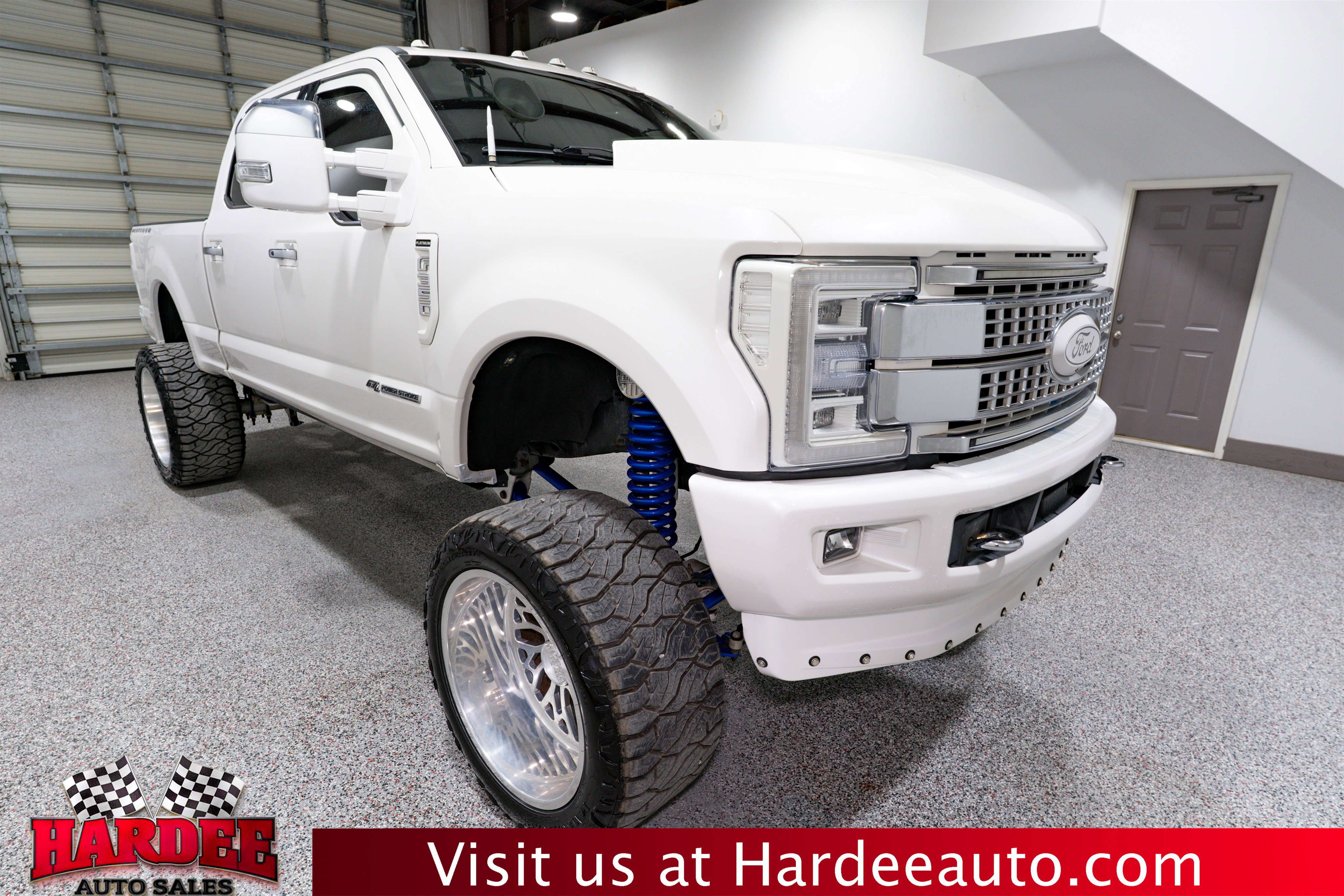 Used 2017 Ford F350 Platinum w/ Platinum Ultimate Package image 6