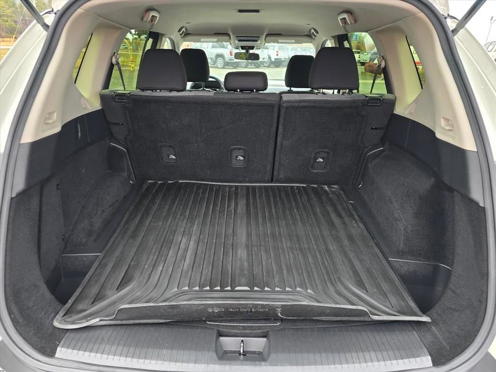 Used 2023 Nissan Rogue SV image 26