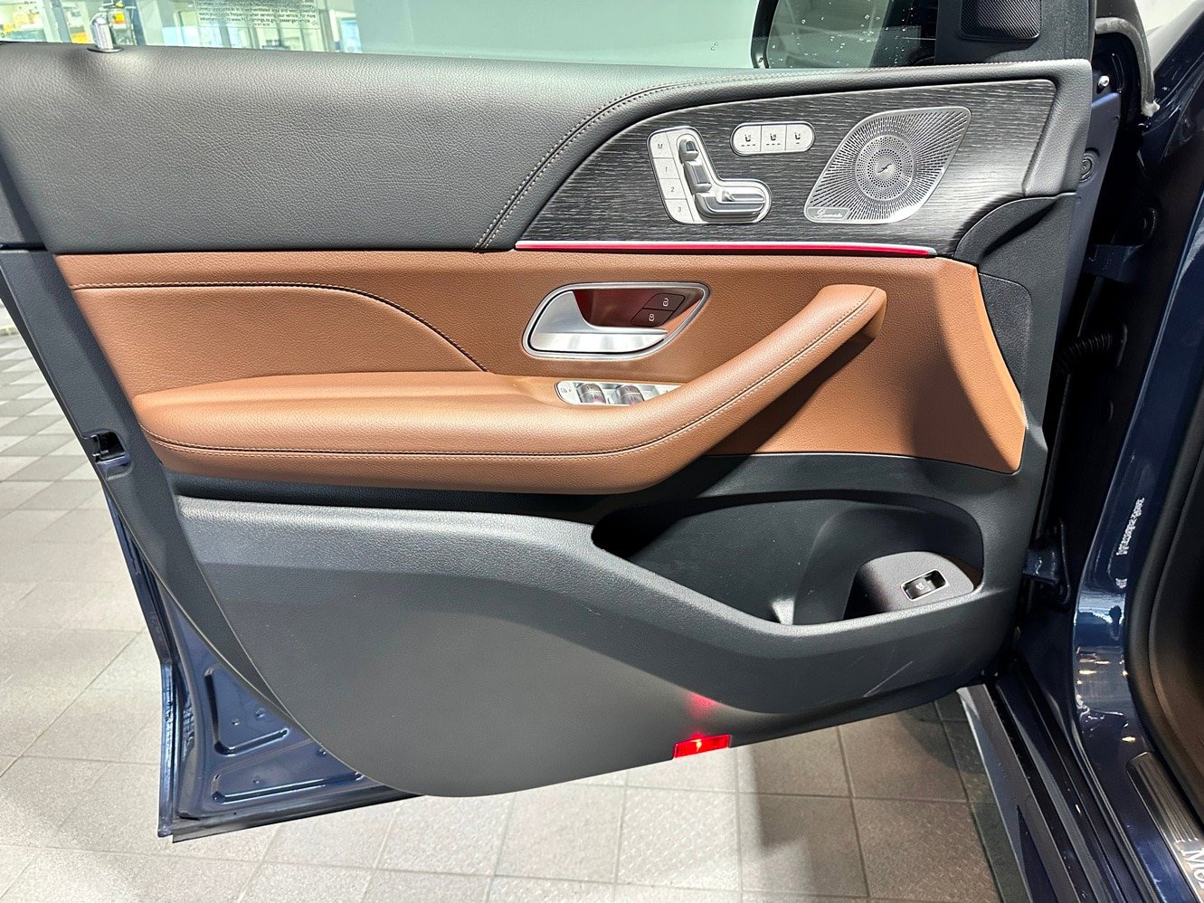 Certified 2026 Mercedes-Benz GLE 350 4MATIC image 11