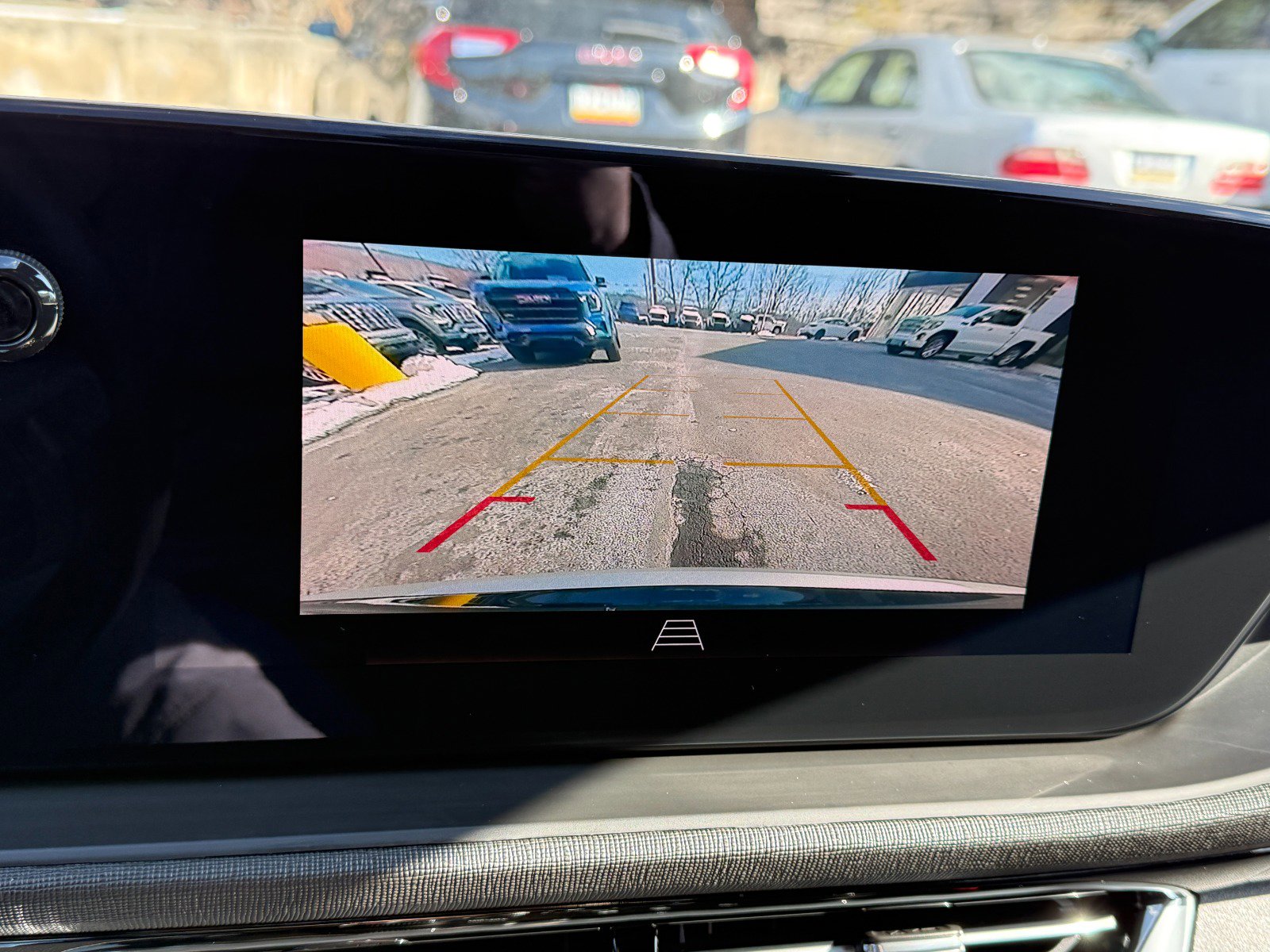 Used 2024 Buick Envista Sport Touring w/ Convenience I Package image 33