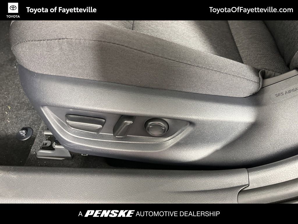 Used 2026 Toyota Camry LE w/ Convenience Package FWD image 22