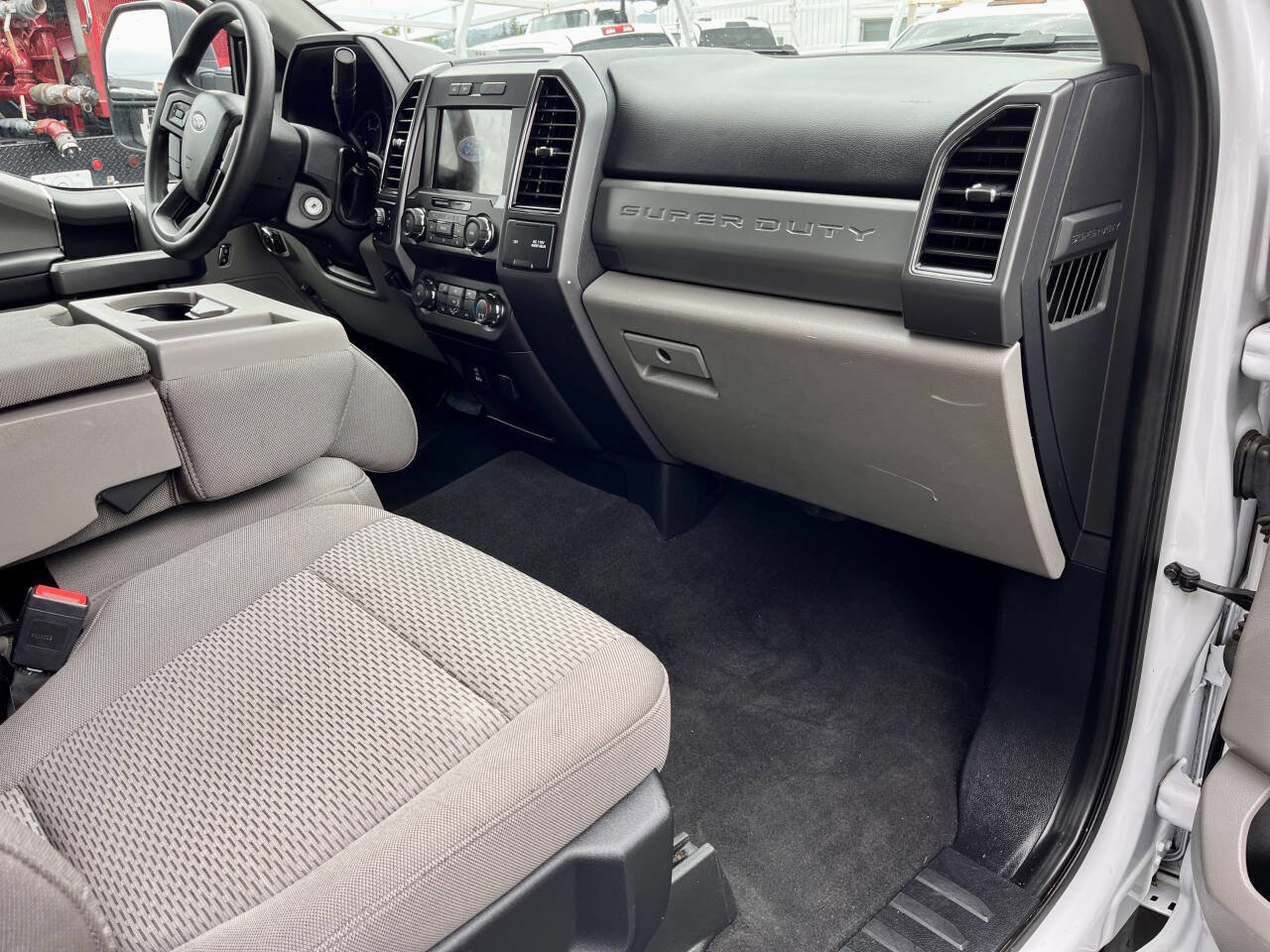 Used 2021 Ford F550 4x4 Regular Cab Super Duty image 17