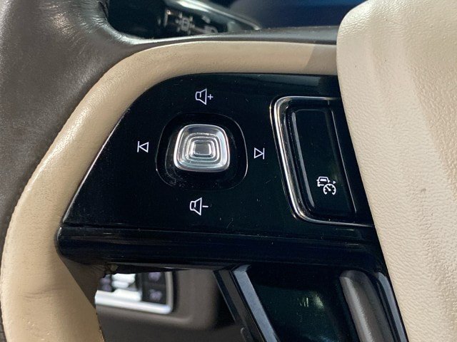 Used 2021 Lincoln Corsair Reserve AWD/4WD image 19