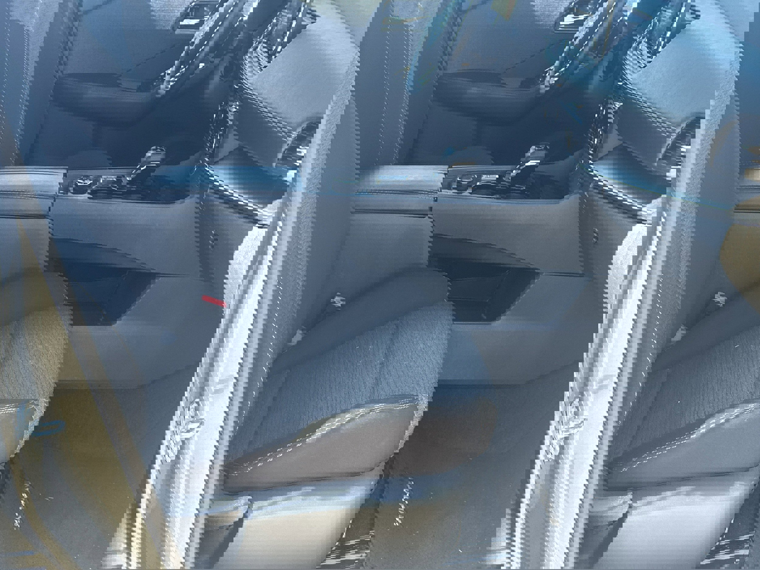 Used 2023 Nissan Rogue SV image 13