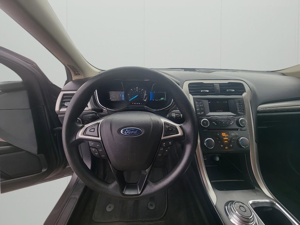 Used 2018 Ford Fusion S image 13