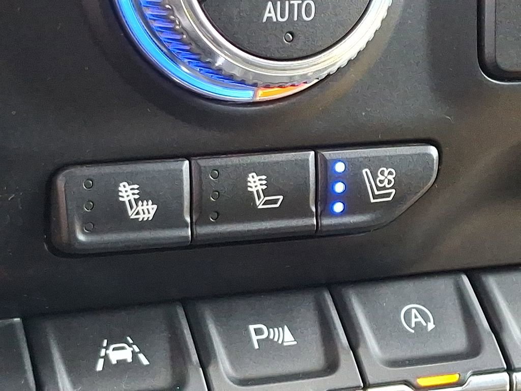 Certified 2019 GMC Sierra 1500 Denali w/ Technology Package AWD/4WD image 24