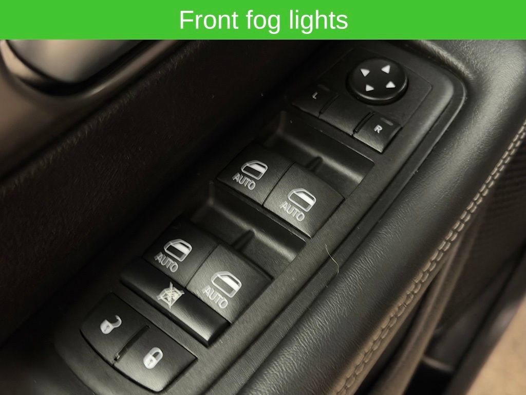 Used 2025 Chrysler Pacifica Select FWD image 26