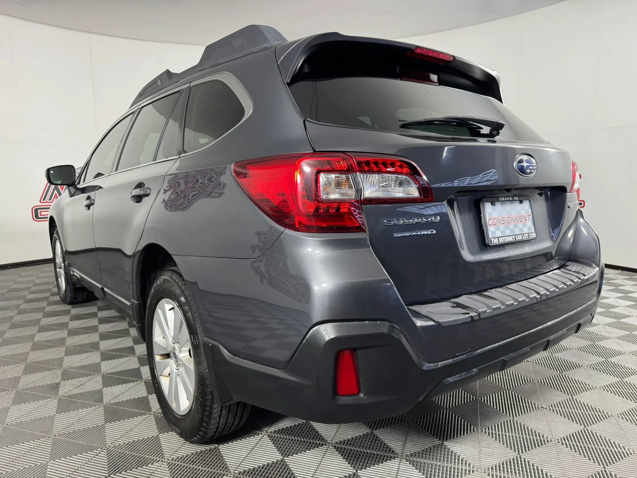 Used 2018 Subaru Outback 2.5i Premium AWD/4WD image 25