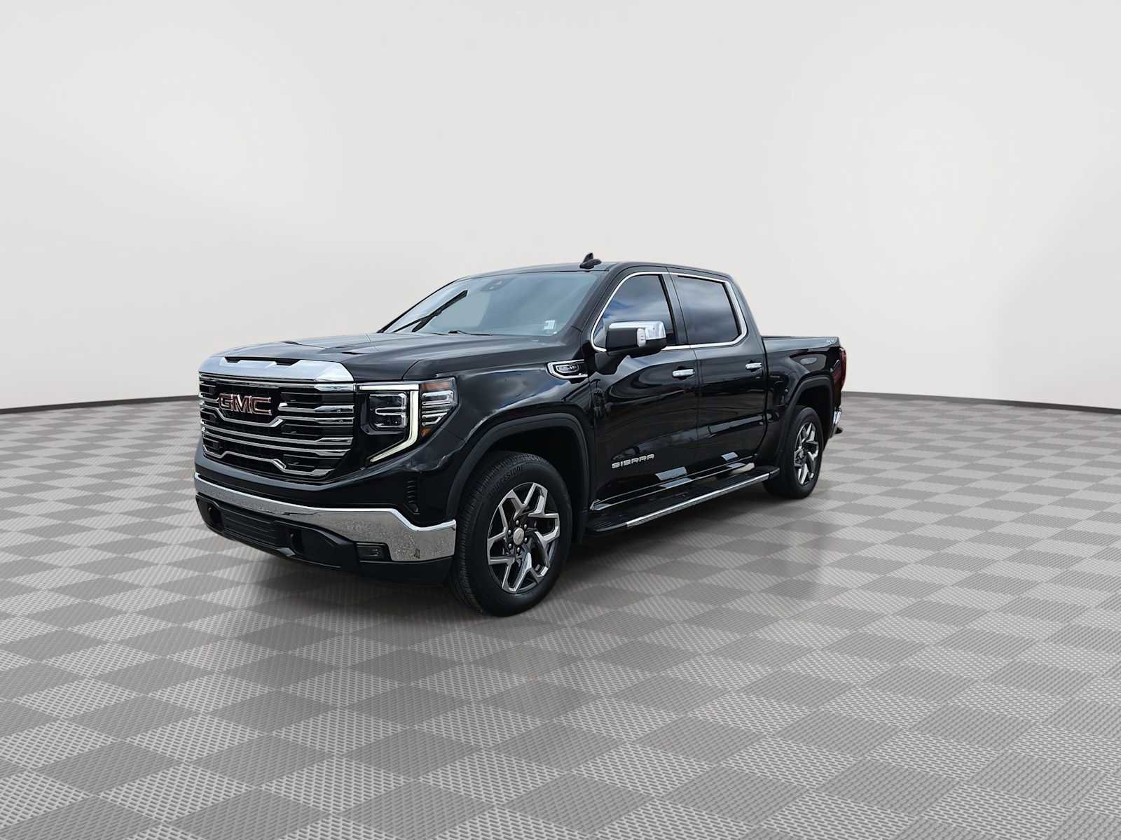 Certified 2023 GMC Sierra 1500 SLT w/ SLT Premium Package image 4