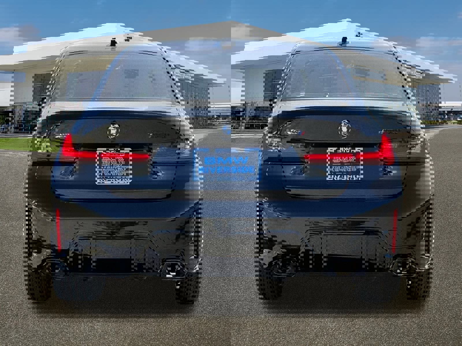 New 2026 BMW M340i xDrive image 9