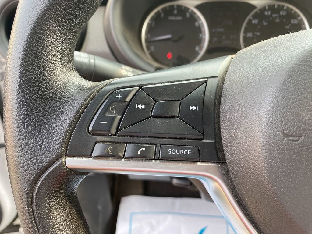 Used 2022 Nissan Kicks S image 16