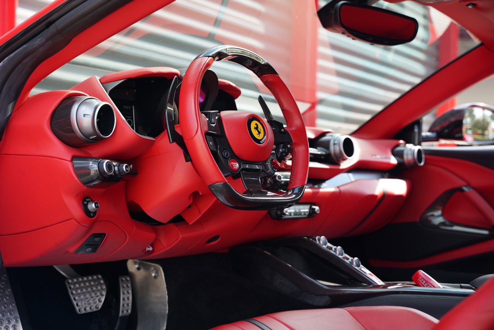 Used 2019 Ferrari 812 Superfast image 3