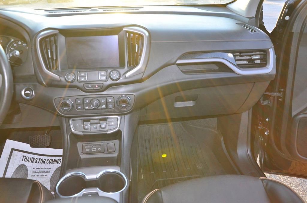 Used 2022 GMC Terrain AT4 w/ Tech Package image 19