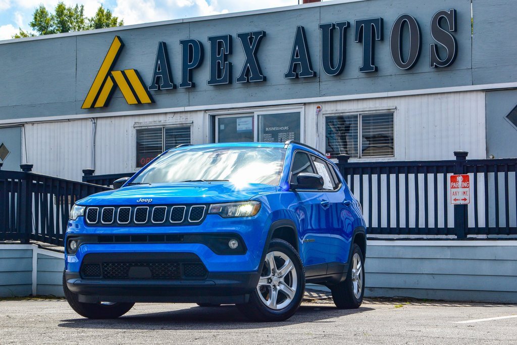 Used 2023 Jeep Compass Latitude w/ Sun and Sound Group