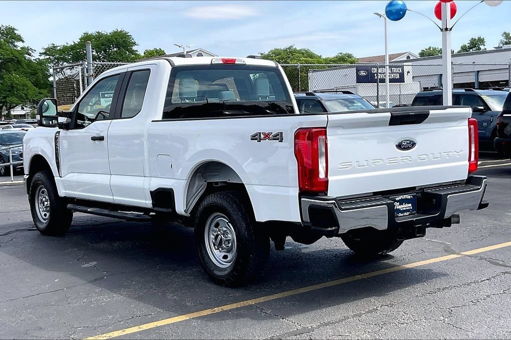 Used 2023 Ford F250 XL w/ XL Off-Road Package AWD/4WD image 10