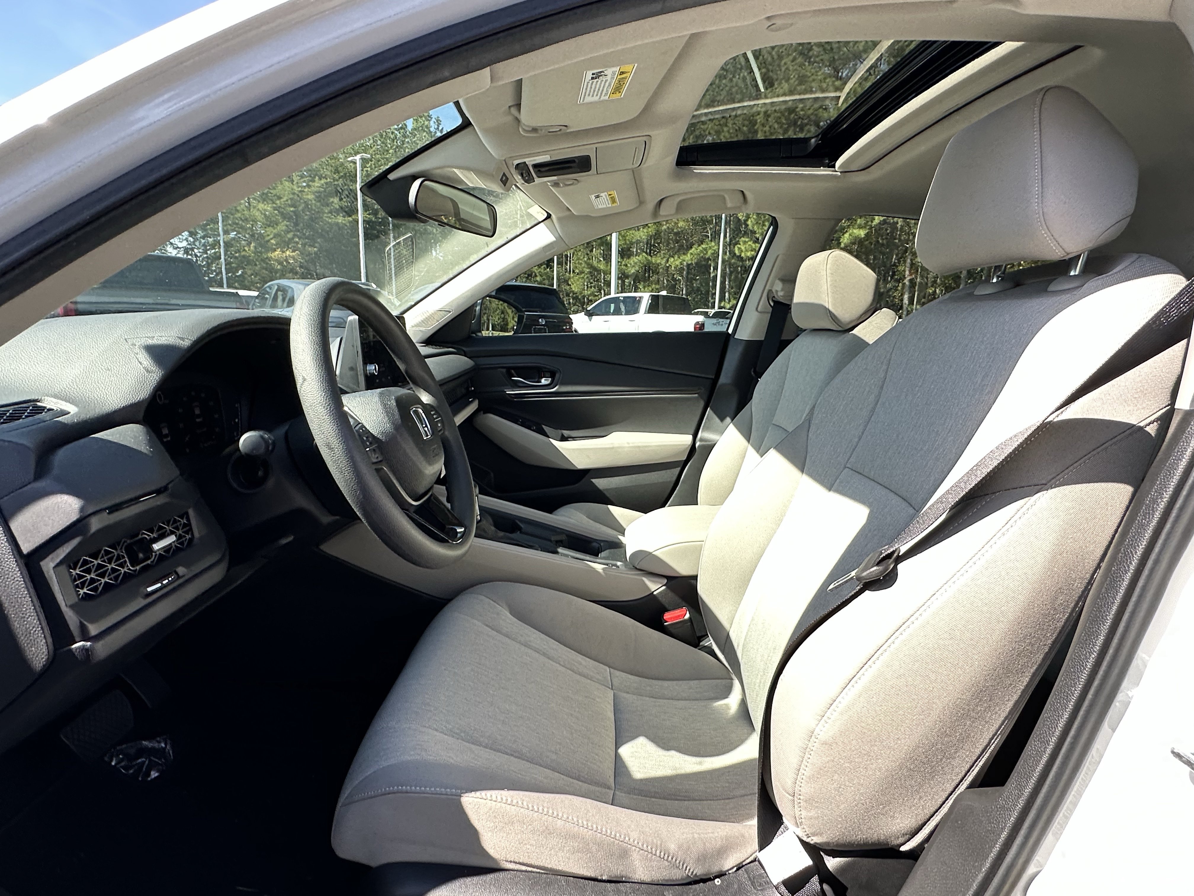 Used 2026 Honda Accord SE image 7