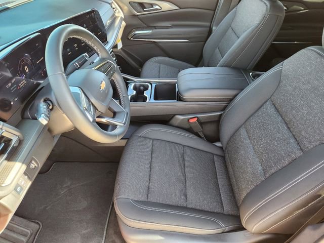 New 2025 Chevrolet Traverse LT w/ Driver Confidence Package image 10