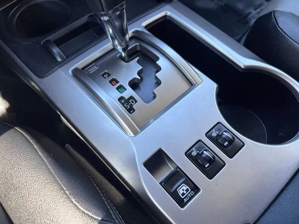 Used 2017 Toyota 4Runner SR5 Premium RWD image 15
