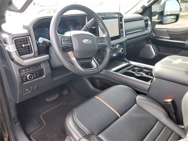 Used 2024 Ford F250 Platinum image 17