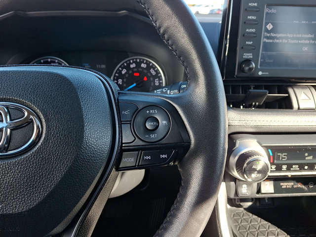 Used 2022 Toyota RAV4 XLE image 22