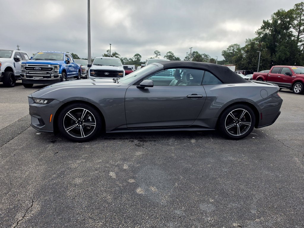 Used 2024 Ford Mustang Premium RWD image 8